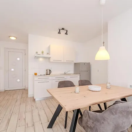 Carlotta * ザダル