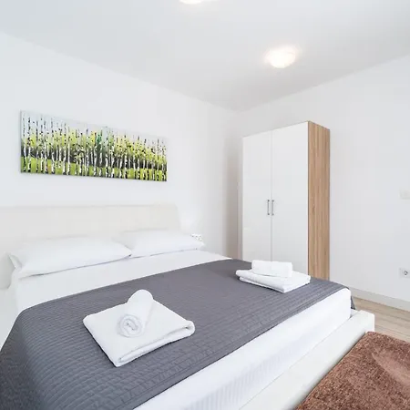 Carlotta Apartamento