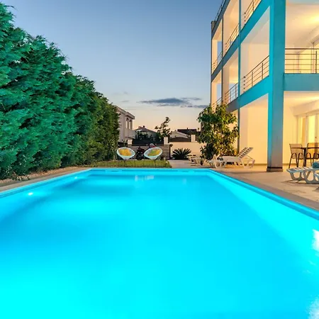 Apartment Carlotta *