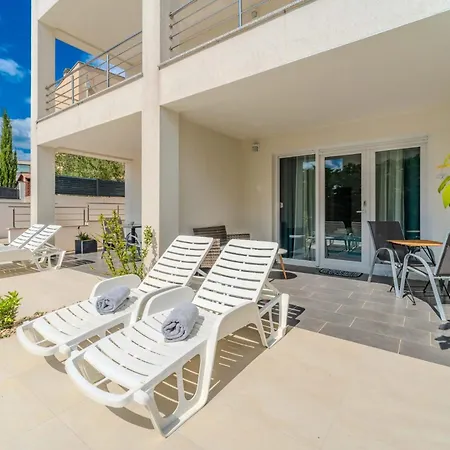 Apartment Carlotta
