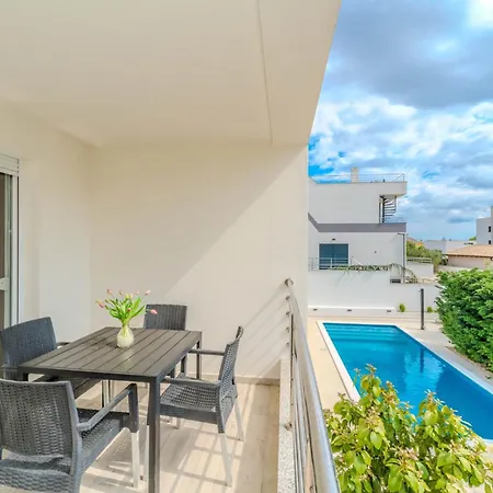 Apartment Carlotta