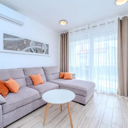 Apartment Carlotta *